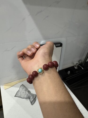 Click to view full screen Madame Hua Rui Court Incense Bracelet photo review